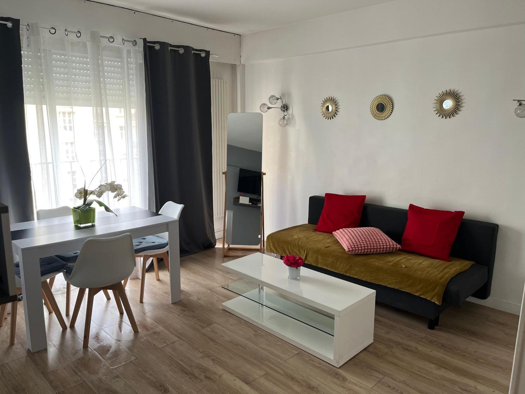 Bel Appartement Proche Tour Eiffel パリ エクステリア 写真